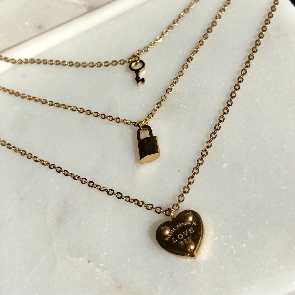 🔐 Lock and Key Heart Layered Necklace - Picture 5 of 5